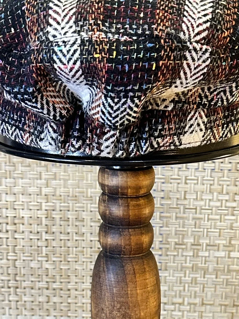 VTG 2000s D&Y Plaid Wool Blend Tweed Newsboy Cap Cabbie Hat